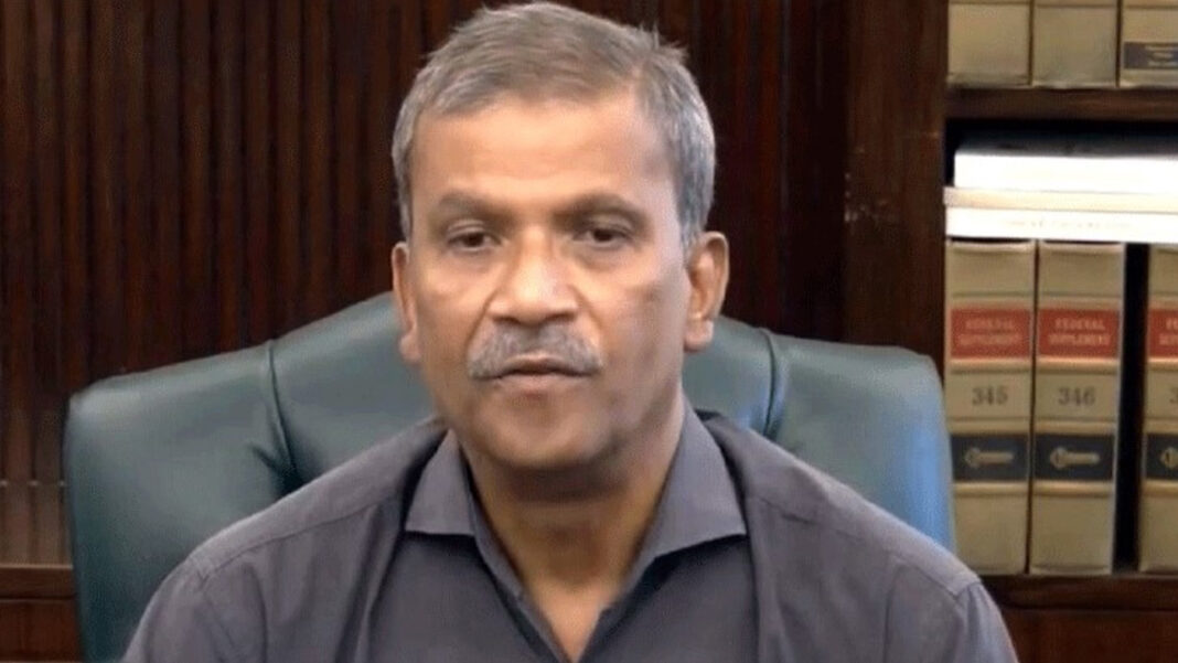 ভারতের ওয়াকফ বিল নিয়ে যা বললেন আসিফ নজরুল