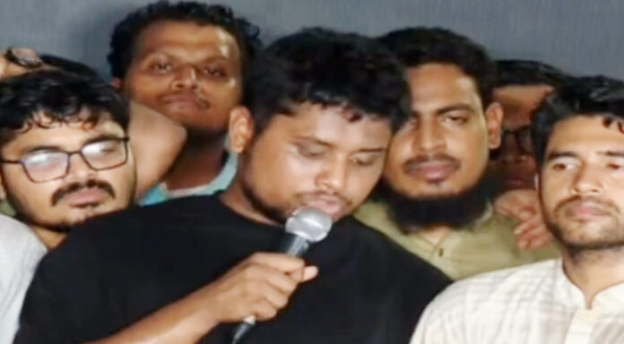 সরকারের সিদ্ধান্ত ইতিবাচক, প্রজ্ঞাপন পেলে আনন্দ মিছিল করব: হাসনাত