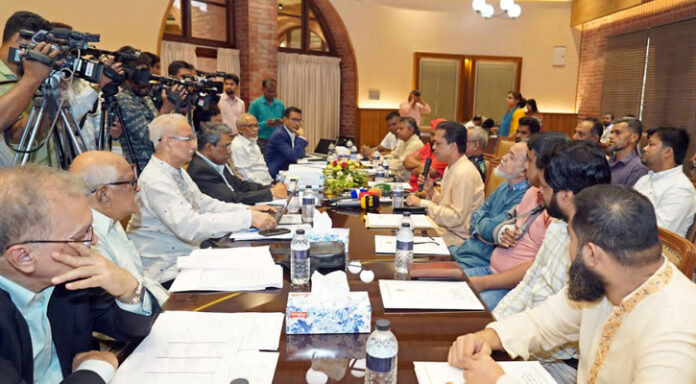 ফ্যাসিস্ট শাসকের পলায়নের মাধ্যমে গণতন্ত্রের প্রাথমিক বিজয় হয়েছে: আলী রীয়াজ