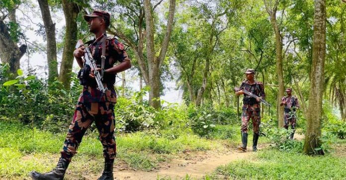 সীমান্তে অনুপ্রবেশ ঠেকাতে বাড়তি সতর্কতায় বিজিবি