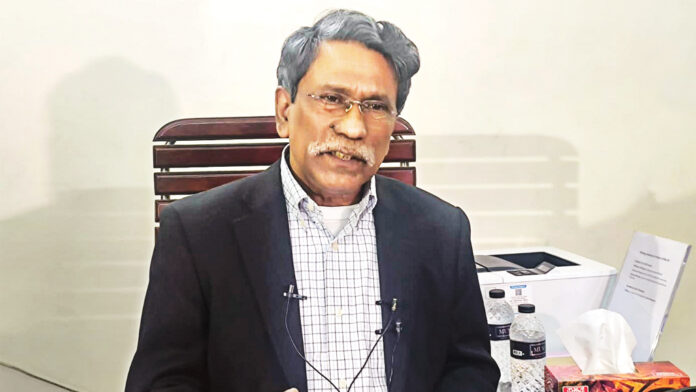 গণতান্ত্রিক ব্যবস্থা প্রতিষ্ঠায় রাজনৈতিক দলগুলো ছাড় দেবে, আশা আলী রীয়াজের