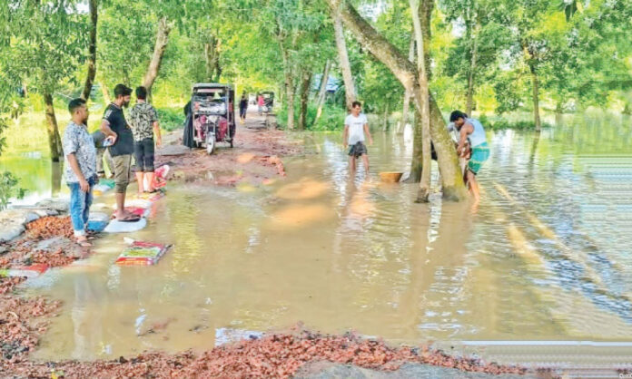 বন্যা নিয়ন্ত্রণে সেনাবাহিনীর সহায়তায় বাঁধ নির্মাণের চিন্তা