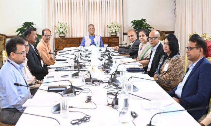 প্রাথমিকে প্রধান শিক্ষকের শূন্য পদে দ্রুত নিয়োগের নির্দেশ প্রধান উপদেষ্টার