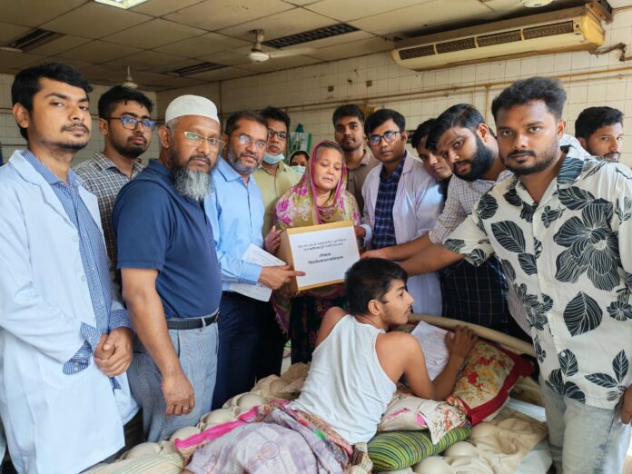 সেই আরিফুলের চিকিৎসা সম্পন্ন করলেন ড্যাবের ডাক্তাররা