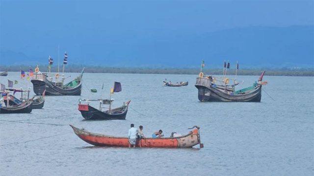 ১০ মাসে আরাকান আর্মির হাতে অপহৃত ৩২৫ জেলে, সীমান্তে আতঙ্ক