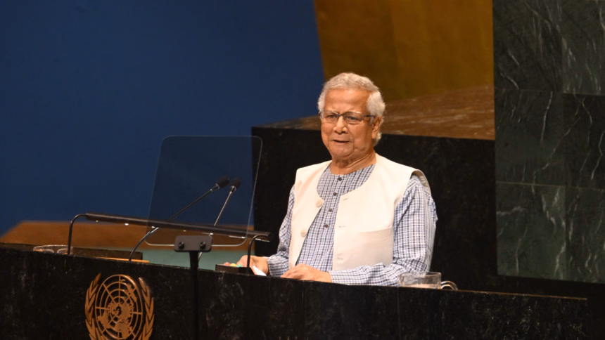 পাচারকৃত অর্থ ফিরিয়ে দেওয়ার আহ্বান প্রধান উপদেষ্টার