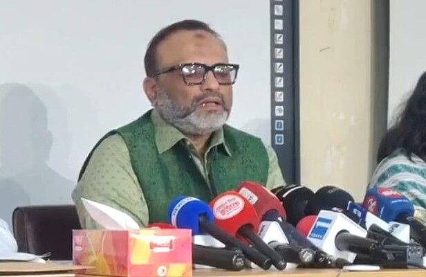নীলক্ষেতে ব্যালট ছাপানোর বিষয়টি ভেন্ডর প্রশাসনকে জানায়নি “ব্যস্ততার কারণে ”: উপাচার্য