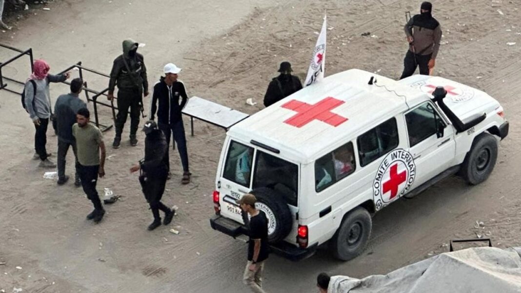 গাজায় বন্দি বিনিময় শুরু, প্রথম ধাপে ৭ জনের মুক্তি