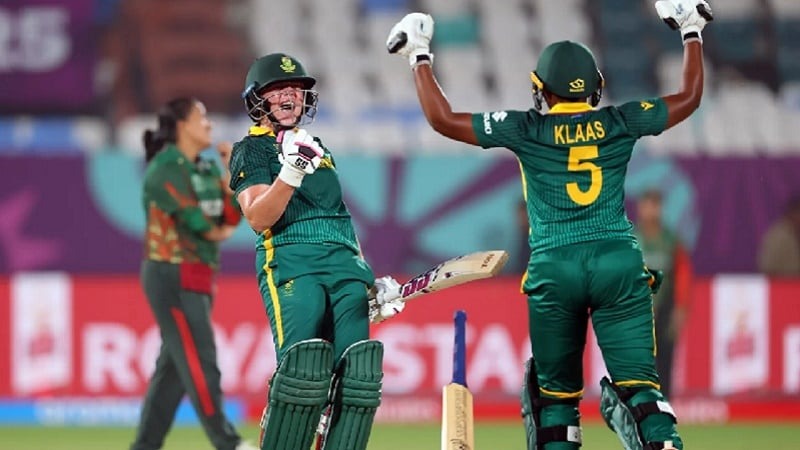 সুযোগ পেয়েও হারানো গেল না প্রোটিয়াদের