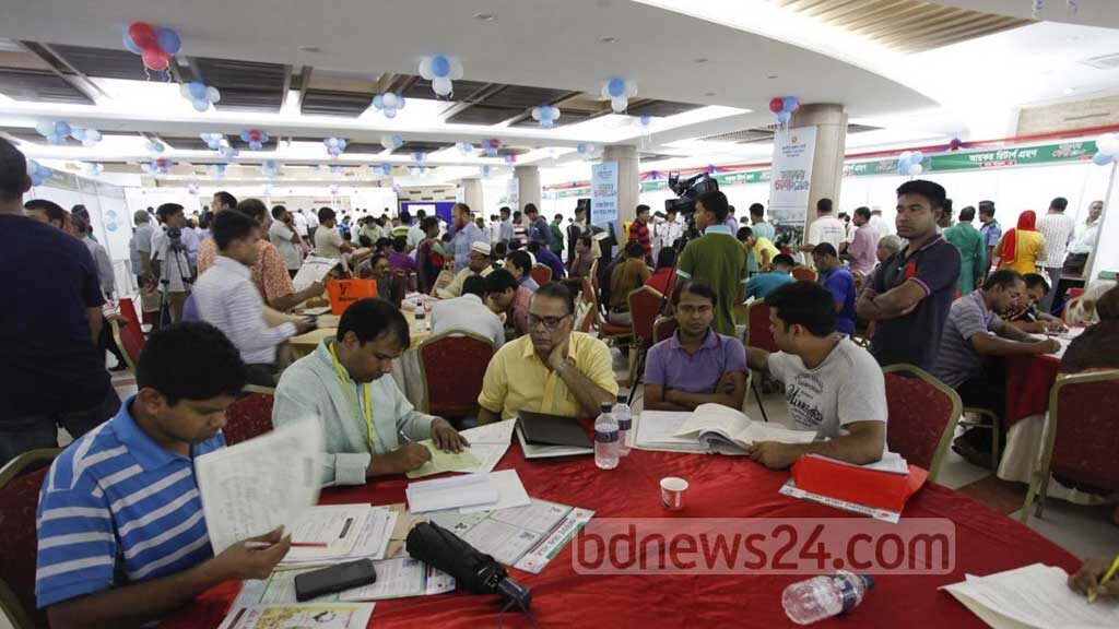 মাসিক ১ লাখ টাকা বেতনে আয়কর বাড়ল কত? রিটার্ন মৌসুম আসছে