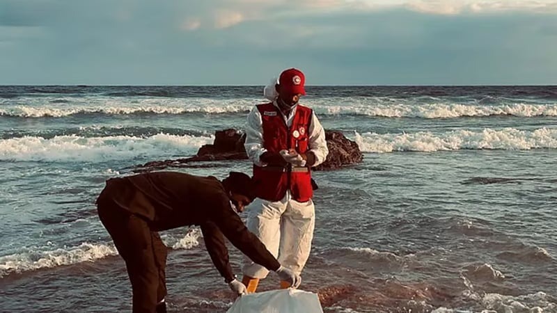 ৬ বাংলাদেশি নিয়ে লিবিয়া উপকূলে নৌকাডুবি, ৪ জনের মৃত্যু