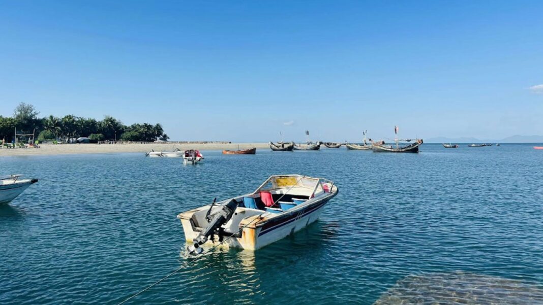 সোমবার থেকে সেন্টমার্টিন যাবে পর্যটকবাহী জাহাজ: থাকছে রাত্রিযাপনের সুযোগ
