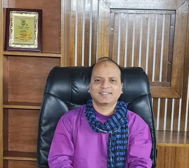 সত্যের সংশপ্তক ও অরুণোদয়ের প্রতীক্ষা