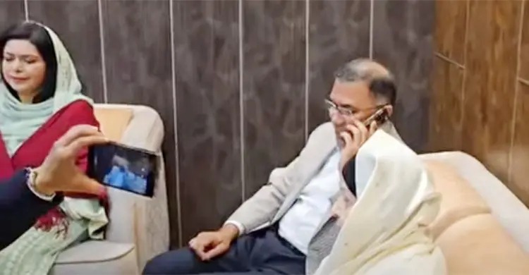 দেশে ফিরেই প্রধান উপদেষ্টাকে তারেক রহমানের ফোন, ধন্যবাদ জ্ঞাপন