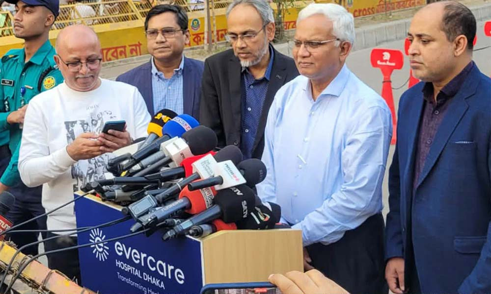 খালেদা জিয়ার শারীরিক অবস্থার ওপর নির্ভর করছে লন্ডনযাত্রা: ডা. জাহিদ