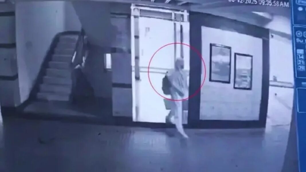 মোহাম্মদপুরে মা-মেয়ে হত্যার ঘটনায় অভিযুক্ত সেই গৃহকর্মী গ্রেপ্তার