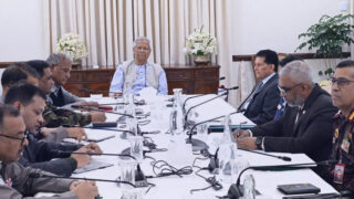 আইনশৃঙ্খলা পরিস্থিতি স্বাভাবিক রাখতে প্রধান উপদেষ্টার নির্দেশ