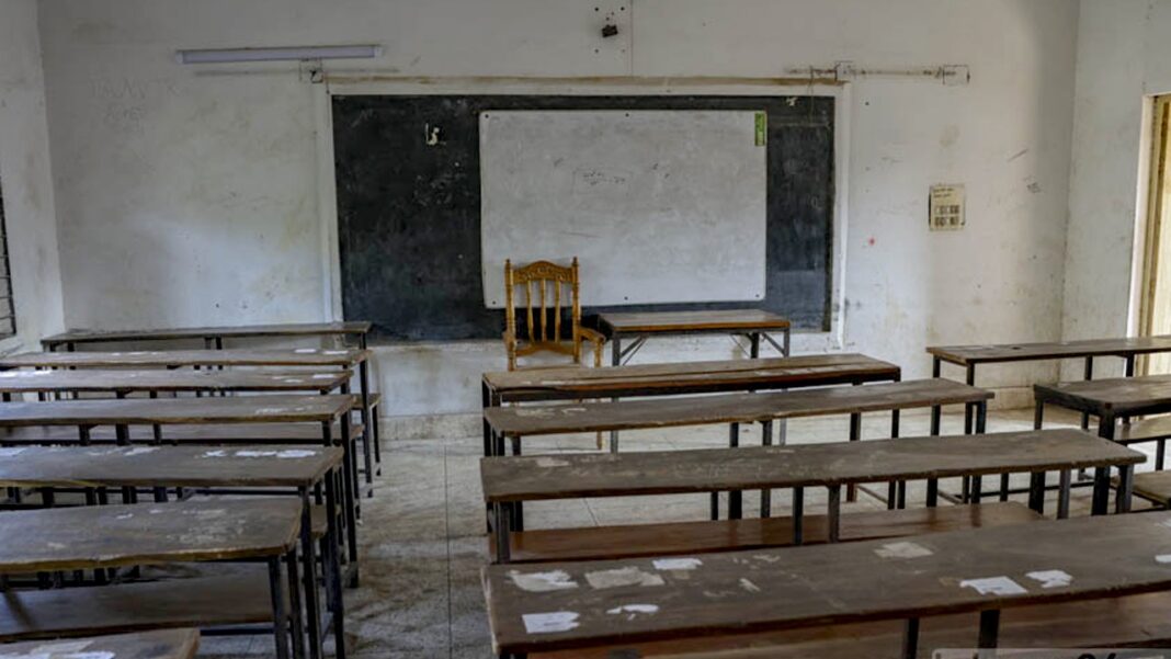 দেশের সব সরকারি প্রাথমিক বিদ্যালয় ‘কমপ্লিট শাটডাউন’