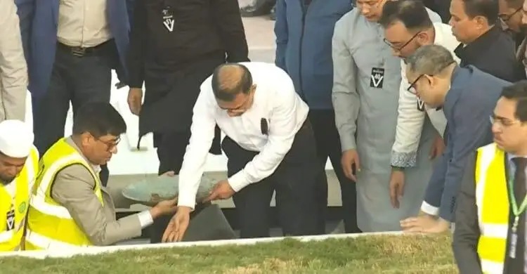 স্বামীর পাশে চিরনিদ্রায় শায়িত ‘আপসহীন নেত্রী’ খালেদা জিয়া