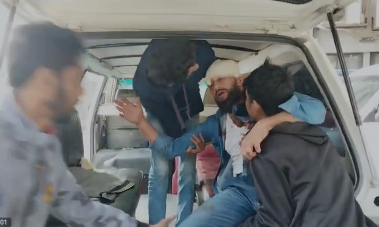 খুলনায় এনসিপি নেতা গুলিবিদ্ধ