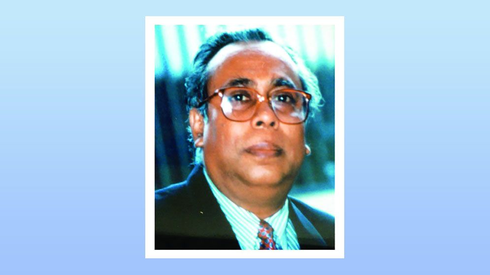 আগামী ১২ ফেব্রুয়ারি অনুষ্ঠিত হতে যাচ্ছে ত্রয়োদশ জাতীয় সংসদ নির্বাচন। বাংলাদেশের এ নির্বাচন অত্যন্ত তাৎপর্যপূর্ণ। এ নির্বাচনের মাধ্যমে ভোটারদের উপযুক্ত এবং সঠিক প্রার্থী বেছে নিতে হবে, যারা দেশ ও জনগণের কল্যাণে কাজ করতে পারবে। জনগণের ভোটের মাধ্যমে দৃশ্যমান হবে বাংলাদেশ কি আলোকজ্জ্বল ভবিষ্যতের পথে যাত্রা শুরু করবে নাকি আবারও স্বৈরাচারের অন্ধকারে নিমজ্জিত হবে। ২০১৮ সালের জাতীয় সংসদ নির্বাচনের আগে লন্ডন প্রবাসী বাংলাদেশি এক বুদ্ধিজীবী পত্রিকায় লিখেছিলেন, এবার ব্যক্তি দেখে নয়, মার্কা দেখে ভোট দিন। তার এ বক্তব্য কোনোভাবেই গ্রহণযোগ্য ছিল না। ভোটদানের সময় একজন ব্যক্তির চারিত্রিক বৈশিষ্ট্যকে ভালোভাবেই যাচাই-বাছাই করতে হবে। নির্বাচনের ক্ষেত্রে দলের চেয়ে ব্যক্তিকেই অধিক গুরুত্ব দেওয়া প্রয়োজন। কারণ দল কখনো একজন ব্যক্তিকে মহিমান্বিত বা কলুষিত করতে পারে না। বরং ব্যক্তির নানা অন্যায় কর্মের কারণেই দল বিপর্যস্ত হয়। কোনো রাজনৈতিক দলের প্রতি আমাদের সমর্থন থাকতেই পারে। কিন্তু তাই বলে দল যদি অযোগ্য এবং দুর্নীতিবাজ ব্যক্তিকে মনোনয়ন দেয় তাহলে তাকেই ভোট দিতে হবে এমনটা ভাবা ঠিক নয়। আশির দশকে সামরিক শাসক এরশাদ ক্ষমতায় থাকাকালে, ‘আমার ভোট আমি দেব, যাকে খুশি তাকে দেব’-এ ধরনের স্লোগান অত্যন্ত জনপ্রিয়তা অর্জন করেছিল। কিন্তু এ স্লোগানটি মোটেও বাস্তব সম্মত নয়। কারণ ভোট হচ্ছে পবিত্র আমানত। তাই স্লোগানটি হওয়া উচিত ছিল, ‘আমার ভোট আমি দেব, যোগ্য লোক দেখে দেব।’ ভোট হচ্ছে আমানত, কাজেই সেই আমানতের সঠিক ব্যবহার করাটাই কাম্য। আমরা যদি উপযুক্ত ব্যক্তিকে ভোট দিয়ে আমাদের প্রতিনিধি নির্বাচিত করতে ব্যর্থ হই তাহলে সেই ব্যক্তি যত অপকর্ম করবেন তার ‘দায়’ কিছুটা হলেও সংশ্লিষ্ট ভোটারের ওপর বর্তাবে। কারণ তার সমর্থন পেয়ে নির্বাচনে জয়লাভ করতে না পারলে তার পক্ষে অন্যায় কর্ম করা সম্ভব হতো না। আবার কোনো ভালো এবং যোগ্য ব্যক্তিকে ভোট দিয়ে নির্বাচিত করলে তিনি যে সৎ কর্ম করবেন তার অংশীদার সংশ্লিষ্ট ভোটারও হবেন। কাজেই ভোটদানের ক্ষেত্রে ভোটারদের সচেতনতাই সবচেয়ে বেশি গুরুত্বপূর্ণ। ভোটাররা যদি সঠিক ব্যক্তিকে ভোট দিতে সক্ষম হন তাহলে রাজনৈতিক দলগুলোও যেনতেন ব্যক্তিকে মনোনয়ন দিয়ে নির্বাচনি বৈতরণী পার হওয়ার সুযোগ পাবেন না। বাংলাদেশ যারা ভোটাধিকার প্রয়োগ করেন তাদের অনেকেই বিভিন্ন রাজনৈতিক দলের সক্রিয় কর্মী অথবা সমর্থক। তারা দলের সিদ্ধান্তের বাইরে কোনো প্রার্থীকে নির্বাচনে সাধারণত ভোট প্রদান করেন না। ভোটারদের যদি সচেতনভাবেই দলমতের ঊর্ধ্বে উপযুক্ত এবং সঠিক ব্যক্তিকে নির্বাচিত করতে পারেন শুধু তাহলেই আমরা ভালো সরকার পেতে পারি। ভোটারদের একটি বড় অংশ রয়েছেন যারা কোনো রাজনৈতিক দলের কর্মী বা সমর্থক নন। অনেক সময় এ ধরনের ভোটাররা নির্বাচনি ফলাফল নির্ধারণে অত্যন্ত গুরুত্বপূর্ণ ভূমিকা পালন করে থাকেন। শিক্ষা এবং প্রশিক্ষণ একজন মানুষকে পরিণত এবং সঠিক সিদ্ধান্ত গ্রহণে পারঙ্গম করে তোলে। কিন্তু আমাদের শিক্ষাব্যবস্থা একজন মানুষের সুকুমার বৃত্তিকে বিকশিত করার ক্ষেত্রে তেমন একটা অবদান রাখতে পারছে না। ফলে উচ্চ শিক্ষিত ব্যক্তিরাও অনেক সময় সঠিক সিদ্ধান্ত গ্রহণের ক্ষেত্রে ব্যর্থ হন। আমাদের দেশের অধিকাংশ মানুষই অশিক্ষিত অথবা স্বল্পশিক্ষিত। তারা সিদ্ধান্ত গ্রহণের প্রায়শই ভুল করে থাকেন। নির্বাচনের সময় সব শ্রেণিপেশার ভোটাররা একই রকম মর্যাদা পেয়ে থাকেন। উচ্চ শিক্ষিত এবং অশিক্ষিত উভয় ব্যক্তির ভোটের গুরুত্ব একই রকম। সমাজে সবচেয়ে শিক্ষিত এবং বিত্তবান ব্যক্তির ভোটের যে গুরুত্ব, সবচেয়ে নিুস্তরে বসবাসকারী ব্যক্তির ভোটেরও একই গুরুত্ব। নির্বাচনে উপযুক্ত প্রার্থী বাছাইয়ের ক্ষেত্রে যদি সতর্কতা অবলম্বন করা না যায়, তাহলে সঠিক প্রার্থীকে নির্বাচিত করা সম্ভব হয় না। আলোকিত এবং জ্ঞানদীপ্ত সমাজ ব্যবস্থায় ভোটাররা উপযুক্ত প্রার্থী বাছাইয়ের ক্ষেত্রে অধিকতর সঠিক সিদ্ধান্ত নিতে পারেন। আমাদের সমাজব্যবস্থা এখনো অন্ধকারে আচ্ছন্ন। যারা প্রতিবছর বিভিন্ন শিক্ষাপ্রতিষ্ঠান থেকে উচ্চশিক্ষা লাভ করে বেরুচ্ছে তাদের মধ্যে কতজন প্রকৃত শিক্ষিত তা নিয়ে প্রশ্ন রয়েছে। যারা ভোটার, নির্বাচনে ভোট প্রদান করেন তাদের সিদ্ধান্ত গ্রহণের সক্ষমতাকে বাড়িয়ে তুলতে না পারলে তারা উপযুক্ত প্রার্থীকে ভোট দিয়ে সংসদে প্রেরণ করতে পারবেন না। আমাদের দেশে ভোটারদের প্রশিক্ষিত করে তোলার তেমন কোনো ব্যবস্থা নেই। রাজনৈতিক দলগুলো যদি তাদের কর্মীদের প্রশিক্ষিত করে তুলতে পারতেন তাহলে তারা তৃণমূল পর্যায়ে ভোটারদের উপযুক্ত প্রার্থীকে ভোটদানের ক্ষেত্রে সক্ষম করে গড়ে তুলতে পারতেন। আগে প্রতিটি রাজনৈতিক দল তাদের কর্মীদের জন্য নিয়মিত পড়াশোনা এবং প্রশিক্ষণের ব্যবস্থা করত। ফলে কর্মীদের মধ্যে জ্ঞানালোক বিকশিত হতো। তারা সেই জ্ঞান সাধারণ মানুষের মধ্যে বিতরণ করতে পারত। কিন্তু এখন অধিকাংশ রাজনৈতিক দলই কর্মীদের পড়াশোনার ব্যাপারে কোনো তাগিদ দেয় না। অনেকেই আছেন যারা বিভিন্ন রাজনৈতিক দলের সক্রিয় কর্মী। কিন্তু তারা তাদের দলের কর্মসূচি সম্পর্কে অবহিত নন। আগামীতে রাজনৈতিক দলগুলো তাদের কর্মীদের পাশাপাশি জনগণকে প্রশিক্ষিত করার উদ্যোগ নিতে পারেন। মানুষের মাঝে সিদ্ধান্ত গ্রহণের ক্ষমতা বৃদ্ধির জন্য সবচেয়ে বেশি প্রয়োজন হচ্ছে জ্ঞানভিত্তিক আলোকিত সমাজব্যবস্থা গড়ে তোলা। এ জন্য দীর্ঘমেয়াদি পরিকল্পনা গ্রহণ করা আবশ্যক। উন্নত দেশগুলোতে ভোটাররা জ্ঞানালোকিত সমাজে বসবাস করেন। তারা সুচিন্তিতভাবে তাদের ভোটাধিকার প্রয়োগ করতে পারেন। কিন্তু আমাদের মতো দেশের ভোটাররা যুক্তির চেয়ে আবেগ দ্বারা প্রভাবিত হয়ে ভোটাধিকার প্রয়োগ করে থাকেন। ফলে তারা বেশিরভাগ সময় সঠিক ব্যক্তিকে নির্বাচিত করতে পারেন না। একশ্রেণির ভোটার আছেন যারা সাময়িক ব্যক্তি স্বার্থে নির্বাচনে ভোটাধিকার প্রয়োগ করে থাকেন। এতে দেশ ও সমাজের যে কতটা ক্ষতি হয় তা তারা বুঝতে পারেন না। নির্বাচনে ঋণ খেলাপি, অর্থ পাচারকারী, দুর্নীতিবাজদের বয়কট করতে হবে। বাংলাদেশের বর্তমান রাজনৈতিক চরিত্র পরিবর্তন করতে হলে সৎ এবং যোগ্য লোকদের বেশি বেশি রাজনীতিতে আসতে হবে। যারা নির্বাচনে ভোট প্রয়োগ করেন তারা যদি সতর্ক এবং সচেতন না হয় তাহলে কোনোভাবেই রাজনীতির শ্রেণি চরিত্র পরিবর্তিত হবে না। যারা ভোটার তারা যদি পার্টির প্রতি অতি আবেগের বশবর্তী না হয়ে যোগ্য এবং উপযুক্ত ব্যক্তিকে ভোট প্রদান করেন তাহলে রাজনৈতিক দলগুলোও নির্বাচনে যেনতেন প্রার্থী নমিনেশন দিতে পারবেন না। অর্থাৎ যারা ভোটার তারাই প্রেসার গ্রুপ হিসাবে কাজ করতে পারেন। জনগণকে তাদের ক্ষমতা সম্পর্কে জানতে হবে। ক্ষমতাপ্রয়োগের ক্ষেত্রে সচেতন হতে হবে। সরকারকে সঠিক পথে পরিচালিত করার ক্ষমতা জনগণের হাতে। সরকার যদি বুঝতে পারে যে কোনো উপায়ে সাধারণ মানুষকে সন্তুষ্ট করা যাবে না তাহলে তারা গণচাওয়া মোতাবেক তাদের কার্যক্রম পরিচালনা করতে উদ্যোগী হবেন। আগামী ত্রয়োদশ জাতীয় সংসদ নির্বাচন সাধারণ গতানুগতিক কোনো নির্বাচন নয়। এটা জাতির ভাগ্য নির্ধারণী একটি নির্বাচন। আমরা যদি সরকার গঠনে ভুল করি তাহলে তার খেসারত আমাদের দিতে হবে। নেতা নির্বাচনের ক্ষেত্রে দল-মতের ঊর্ধ্বে উঠে সঠিক ব্যক্তিকে বেছে নিতে হবে। কাউকে ভোটদানের আগে তার ব্যক্তিগত জীবন, সততা, চারিত্রিক বৈশিষ্ট্য ইত্যাদি বিষয় অত্যন্ত গুরুত্বের সঙ্গে বিচার-বিশ্লেষণ করতে হবে। ঋণ খেলাপি, অসৎ এবং দুর্নীতিগ্রস্ত ব্যক্তি যাতে নির্বাচিত না হতে পারে তা নিশ্চিত করতে হবে। হঠাৎ করে এসে জুড়ে বসা কোনো ব্যক্তিকে ভোট না দিয়ে পরীক্ষিত সৎ ব্যক্তি, যারা দীর্ঘদিন নিঃস্বার্থভাবে জনসেবায় নিয়োজিত রয়েছেন তাদের নির্বাচিত করার উদ্যোগ নিতে হবে। লেখক : সাবেক ভাইস চ্যান্সেলর, ঢাকা বিশ্ববিদ্যালয় ও বাহরাইনে নিযুক্ত বাংলাদেশের সাবেক রাষ্ট্রদূত