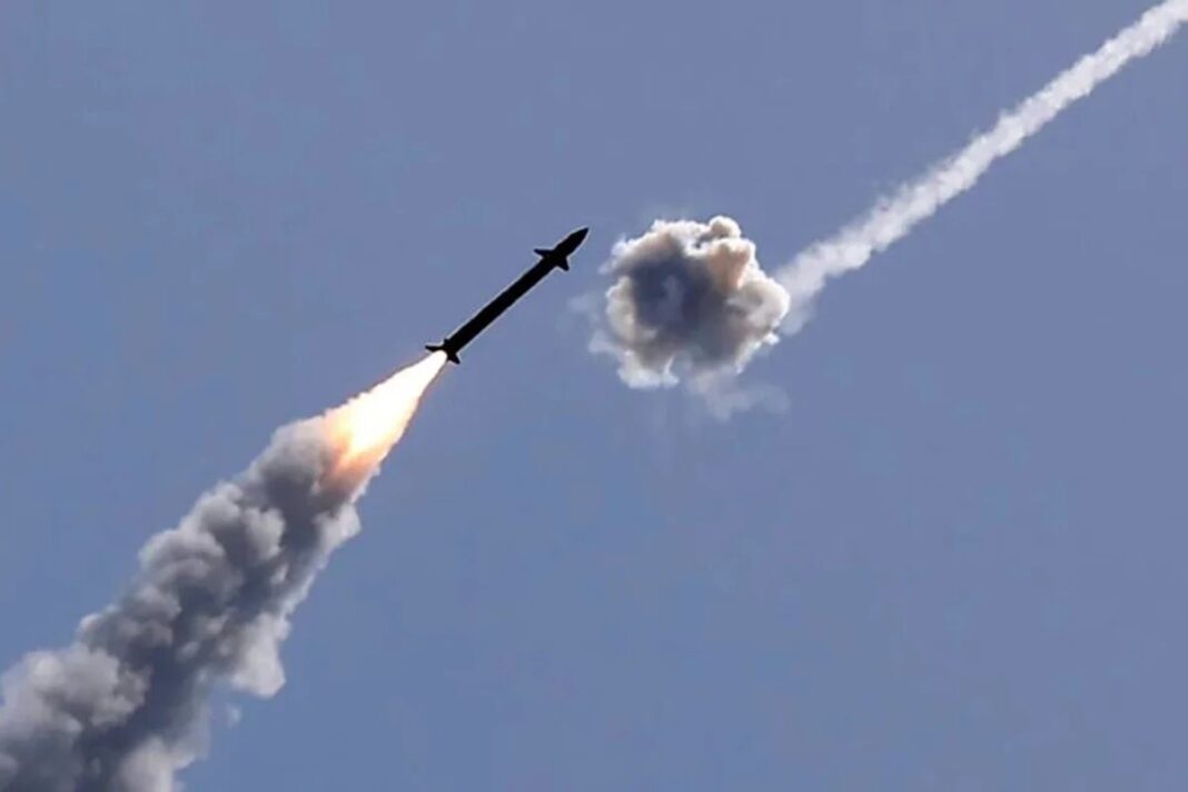 ইরানে ক্ষেপণাস্ত্র হামলা শুরু করেছে ইসরায়েল