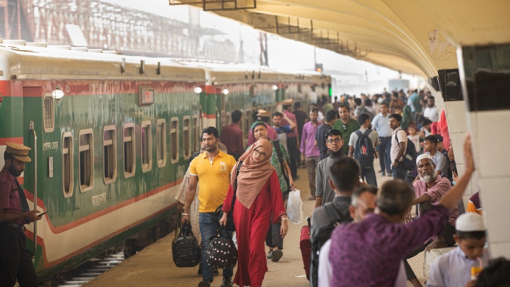 ৩ মার্চ থেকে অনলাইনে ঈদের অগ্রিম টিকিট বিক্রি শুরু