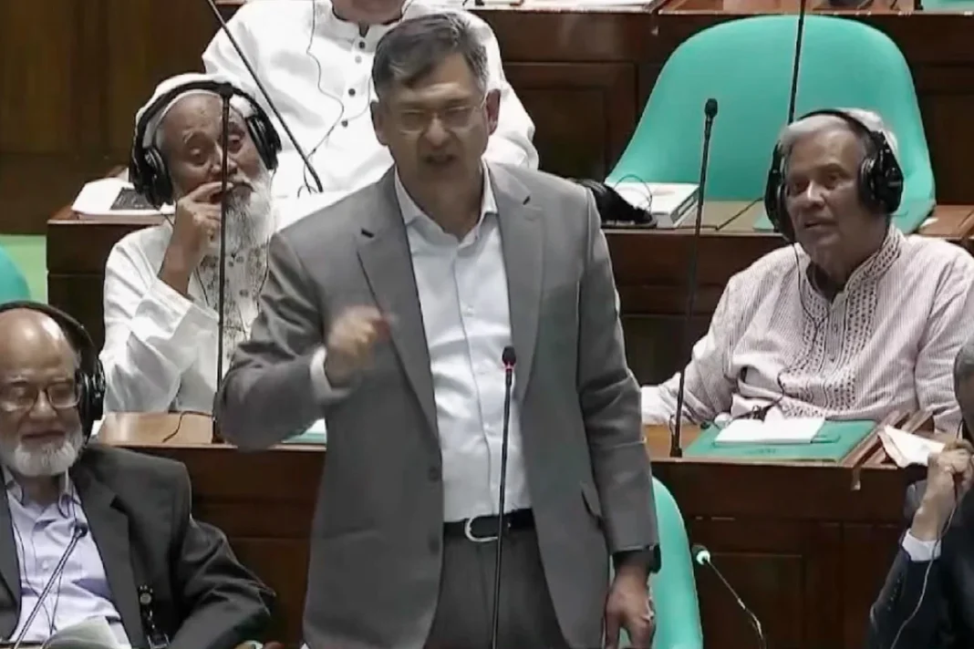 মব কালচার ও দাবি আদায়ে রাস্তা অবরোধ বরদাস্ত করা হবে না : সংসদে স্বরাষ্ট্রমন্ত্রী