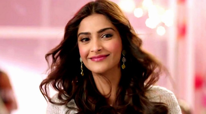ফের মা হলেন বলিউড অভিনেত্রী সোনম কাপুর