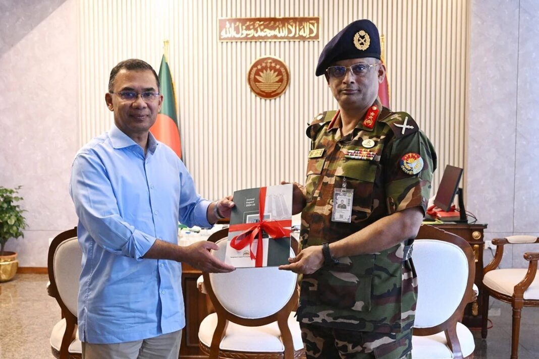 প্রধানমন্ত্রীর সাথে বেপজা নির্বাহী চেয়ারম্যানের সাক্ষাৎ