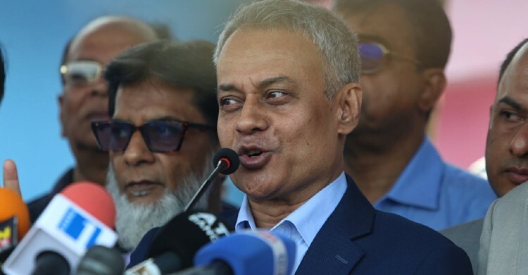 গণপরিবহনে পর্যাপ্ত জ্বালানি দেয়া হচ্ছে, বাড়তি ভাড়া নেয়ার সুযোগ নেই: সড়কমন্ত্রী