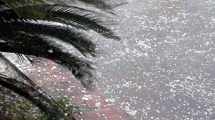 কোথাও কোথাও শিলাবৃষ্টি হতে পারে