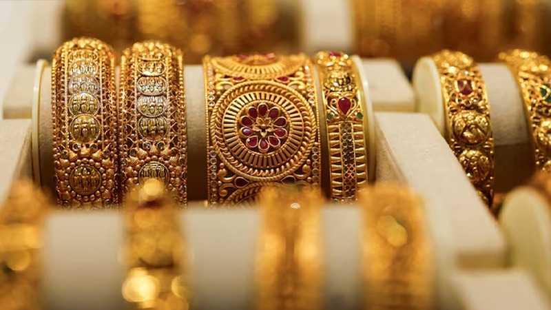 দেশের বাজারে বাড়ল সোনার দাম, ভরিতে ২,২১৬ টাকা