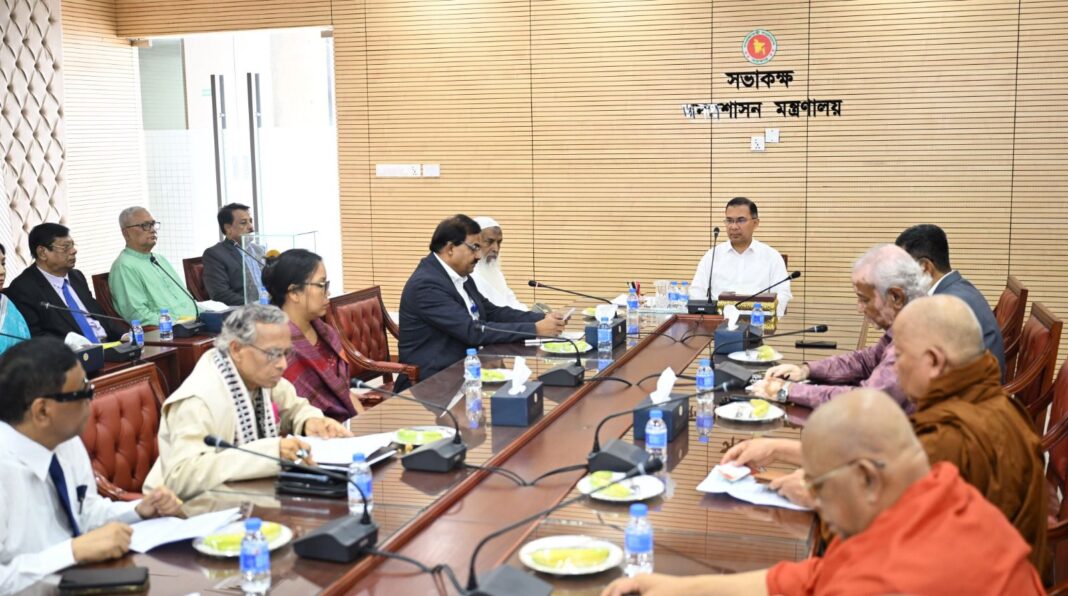 প্রধানমন্ত্রীর সঙ্গে বৌদ্ধ সম্প্রদায়ের নেতৃবৃন্দের শুভেচ্ছা বিনিময়