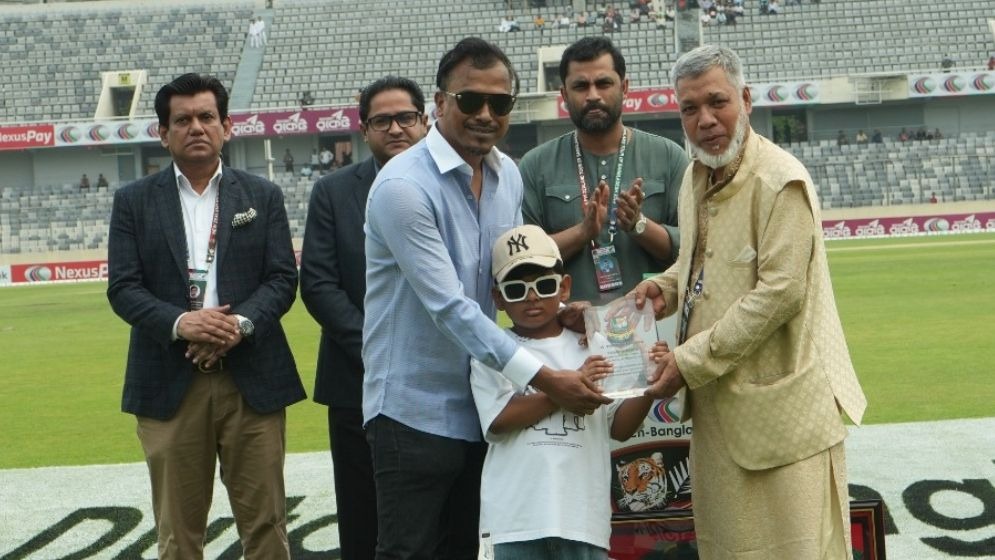 রুবেলকে বিদায়ী সংবর্ধনা দিল বিসিবি