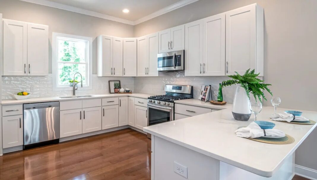 গরমে সহজেই রান্নাঘর ঠান্ডা রাখার কৌশল