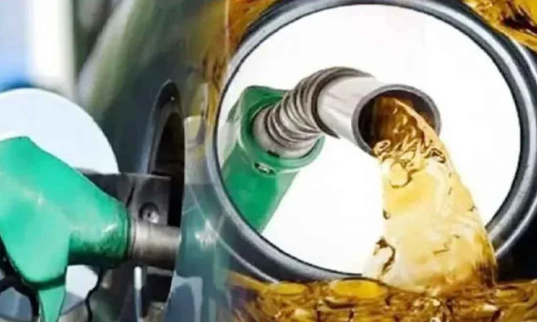 দুই মাস পেট্রোল ও অকটেনের কোনো সংকট হবে না: জ্বালানি বিভাগ