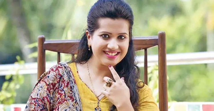 শিল্পীদের মনোনয়ন না দেওয়ায় ‘লাল সালাম’ ন্যানসির