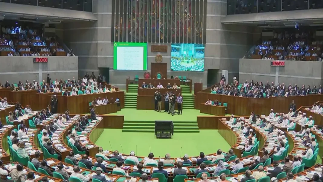 দেশের শীর্ষ ২০ ঋণখেলাপির তালিকা সংসদে তুলে ধরলেন অর্থমন্ত্রী