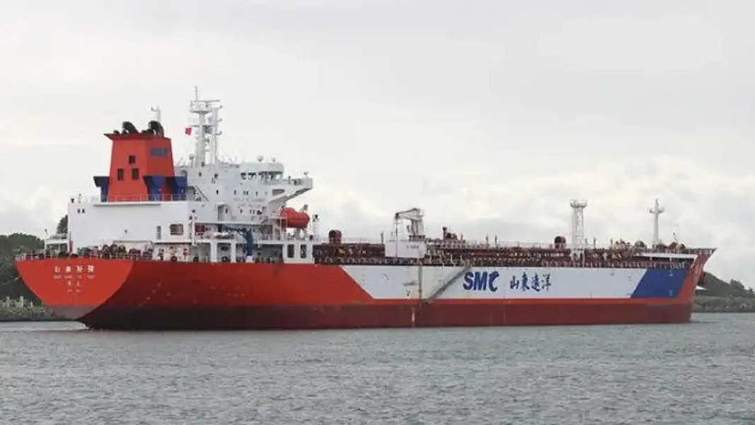 মালয়েশিয়া থেকে আসছে অকটেনভর্তি জাহাজ