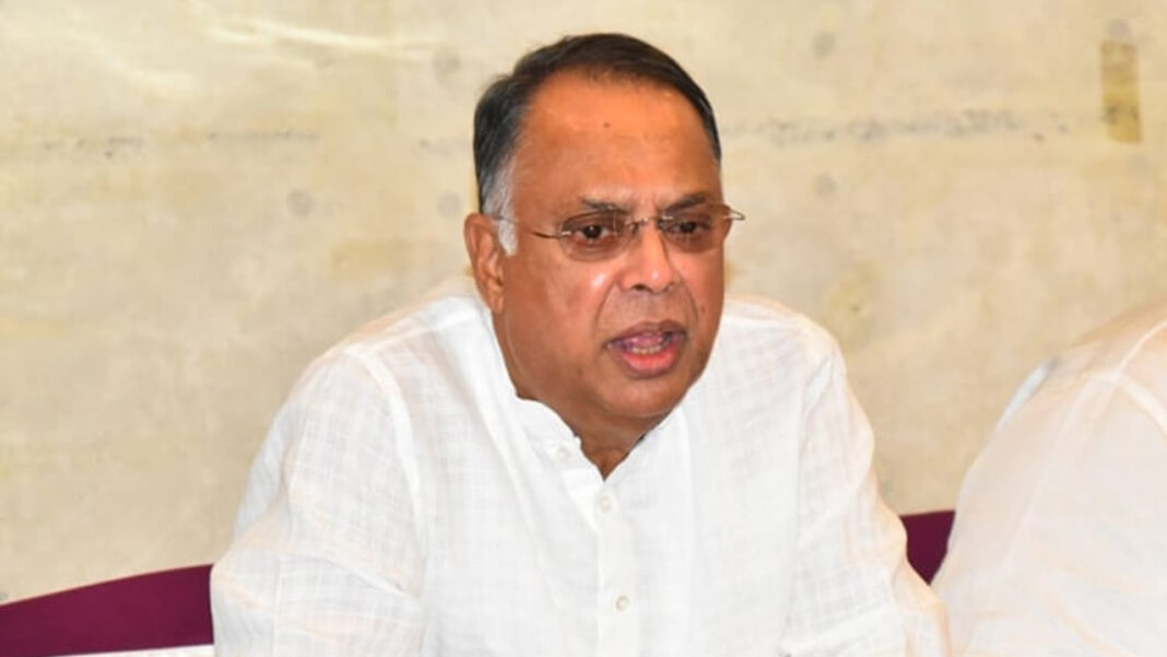 বিশ্ববাজারে দ্বিগুণ হলেও দেশে তেলের দাম সামান্য বেড়েছে