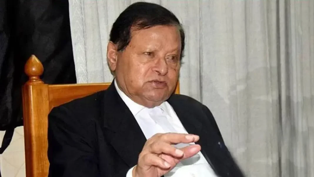 সাবেক আইনমন্ত্রী ব্যারিস্টার শফিক আহমেদ মারা গেছেন