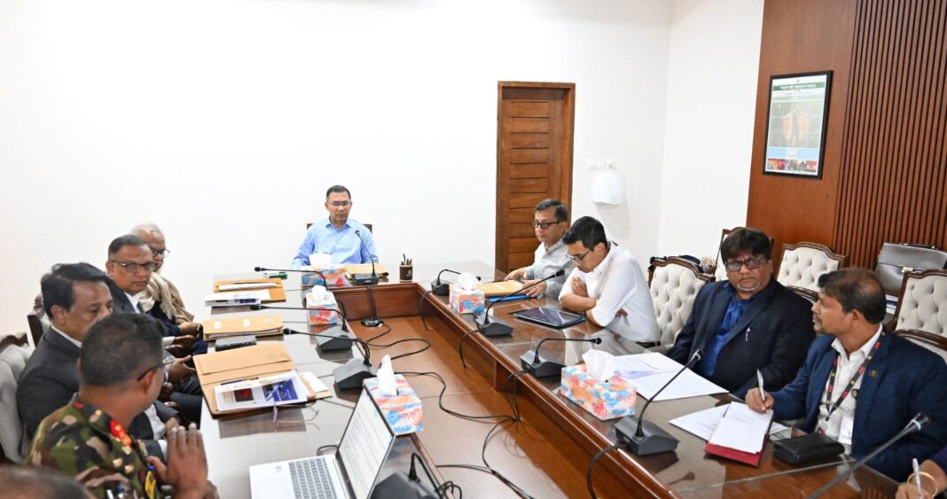 বিনিয়োগকারীদের আকৃষ্ট করতে প্রকল্প অনুমোদন প্রক্রিয়া সহজ করার নির্দেশ প্রধানমন্ত্রীর