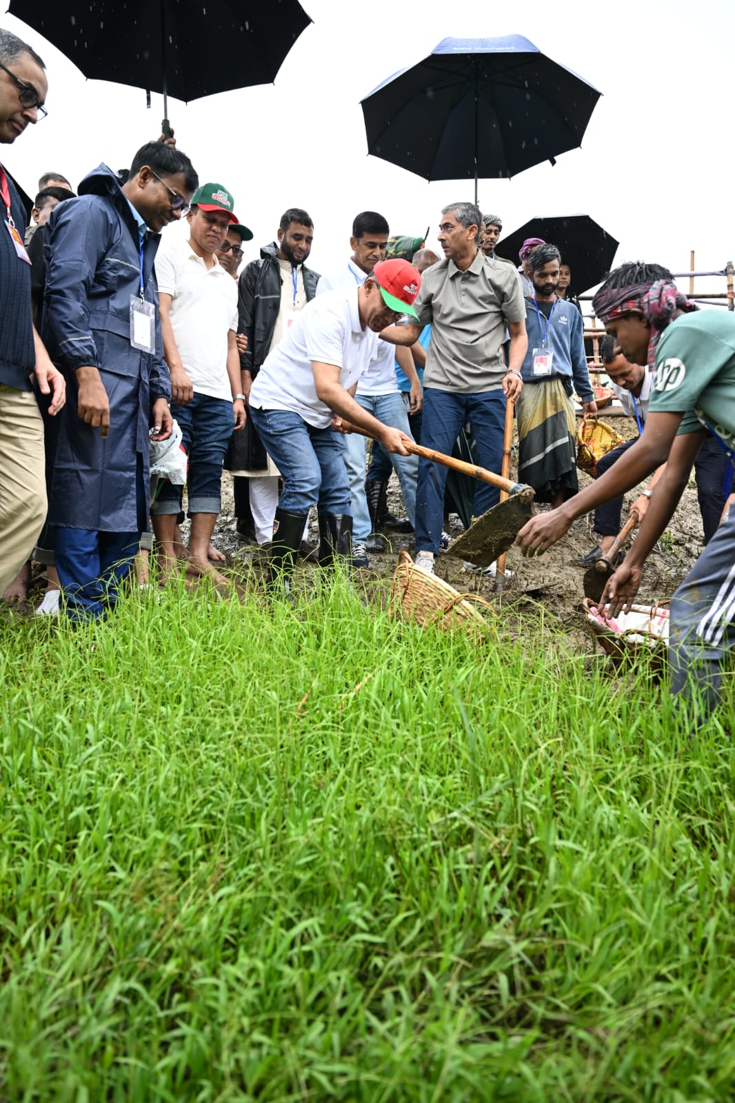 সিলেটের বাসিয়া নদীর খাল পুনঃখনন উদ্বোধন করলেন প্রধানমন্ত্রী