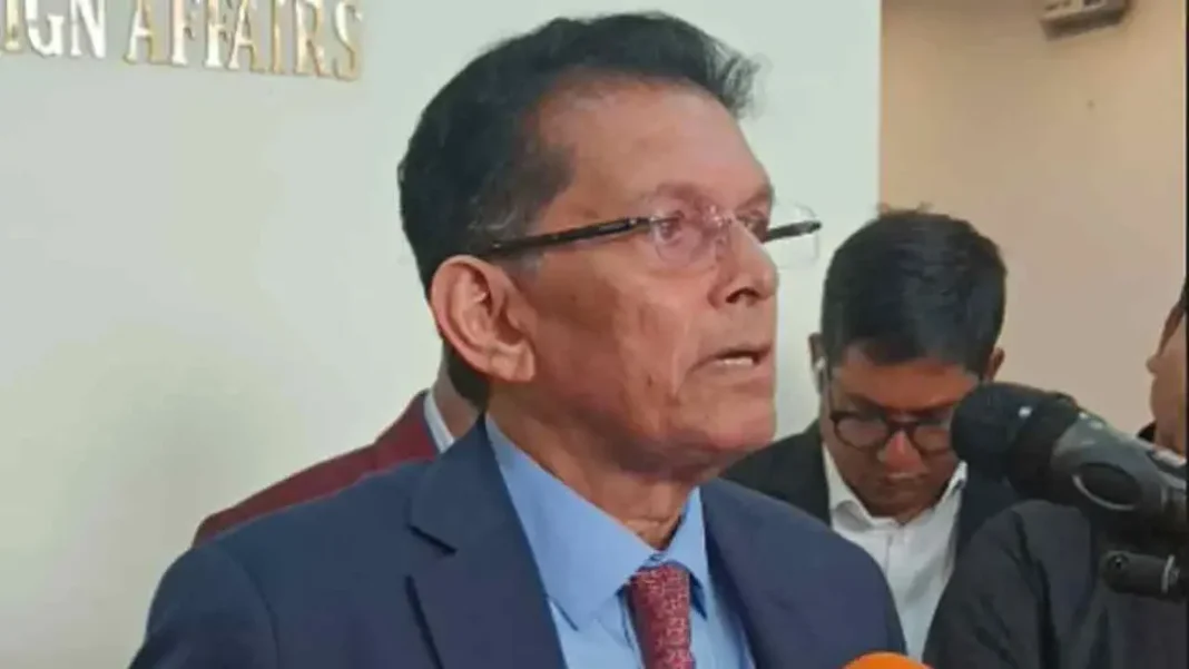 রাষ্ট্রীয় সফরে আজ বেই‌জিং যাচ্ছেন পররাষ্ট্রমন্ত্রী