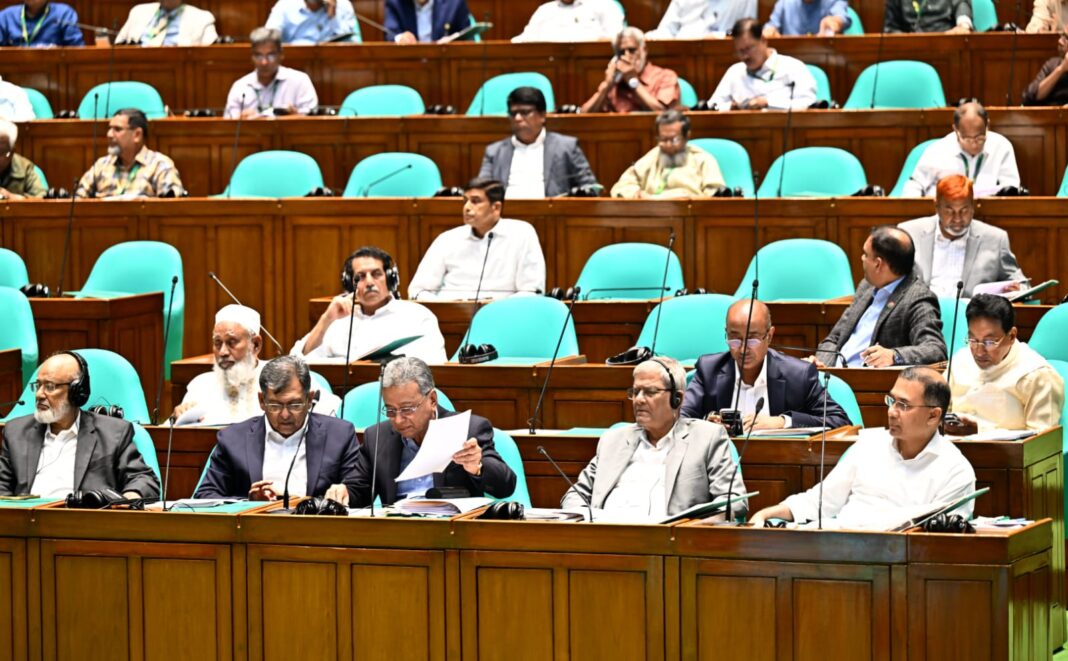 সরকারের প্রথম বাজেটে ব্যবসায়ী ও বিনিয়োগকারীদের সুবিধা দেওয়ার চেষ্টা করা হয়েছে: প্রধানমন্ত্রী