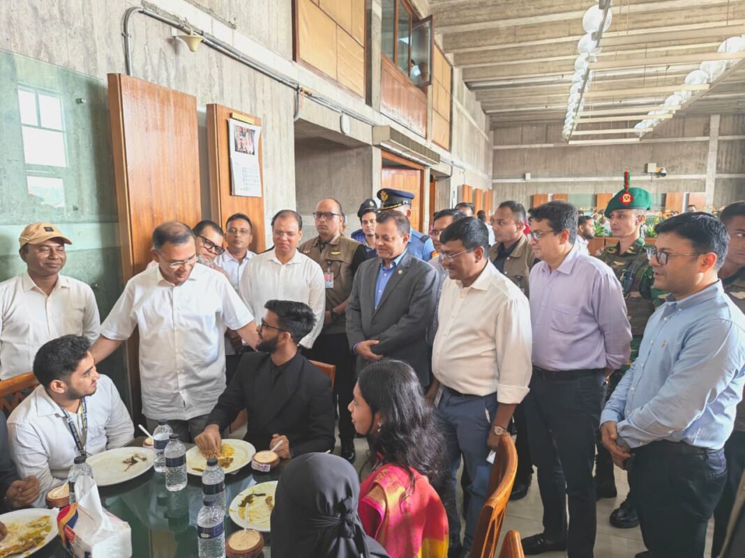 উন্নত ও সমৃদ্ধ বাংলাদেশ গড়ে তুলতে শিক্ষার্থীদের প্রস্তুত থাকতে হবে: প্রধানমন্ত্রী