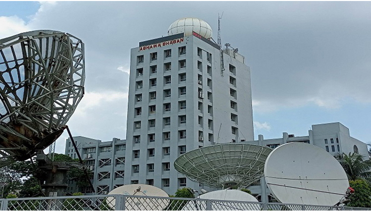 ৭ অঞ্চলে বজ্রসহ বৃষ্টির আভাস
