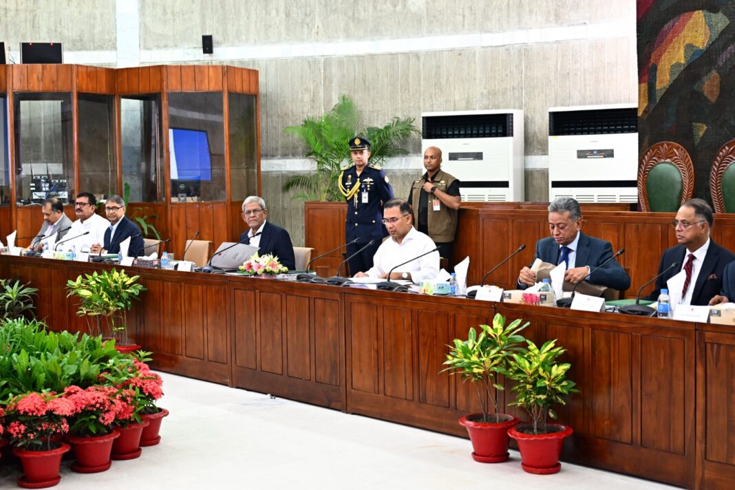 প্রস্তাবিত বাজেট অনুমোদনে চলছে মন্ত্রিসভার বিশেষ বৈঠক