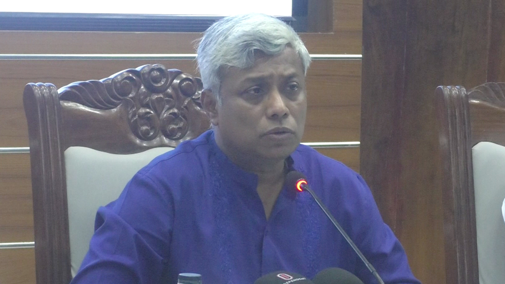 বাধ্য হয়েই সরকার তেলের দাম বাড়িয়েছে: জ্বালানি প্রতিমন্ত্রী